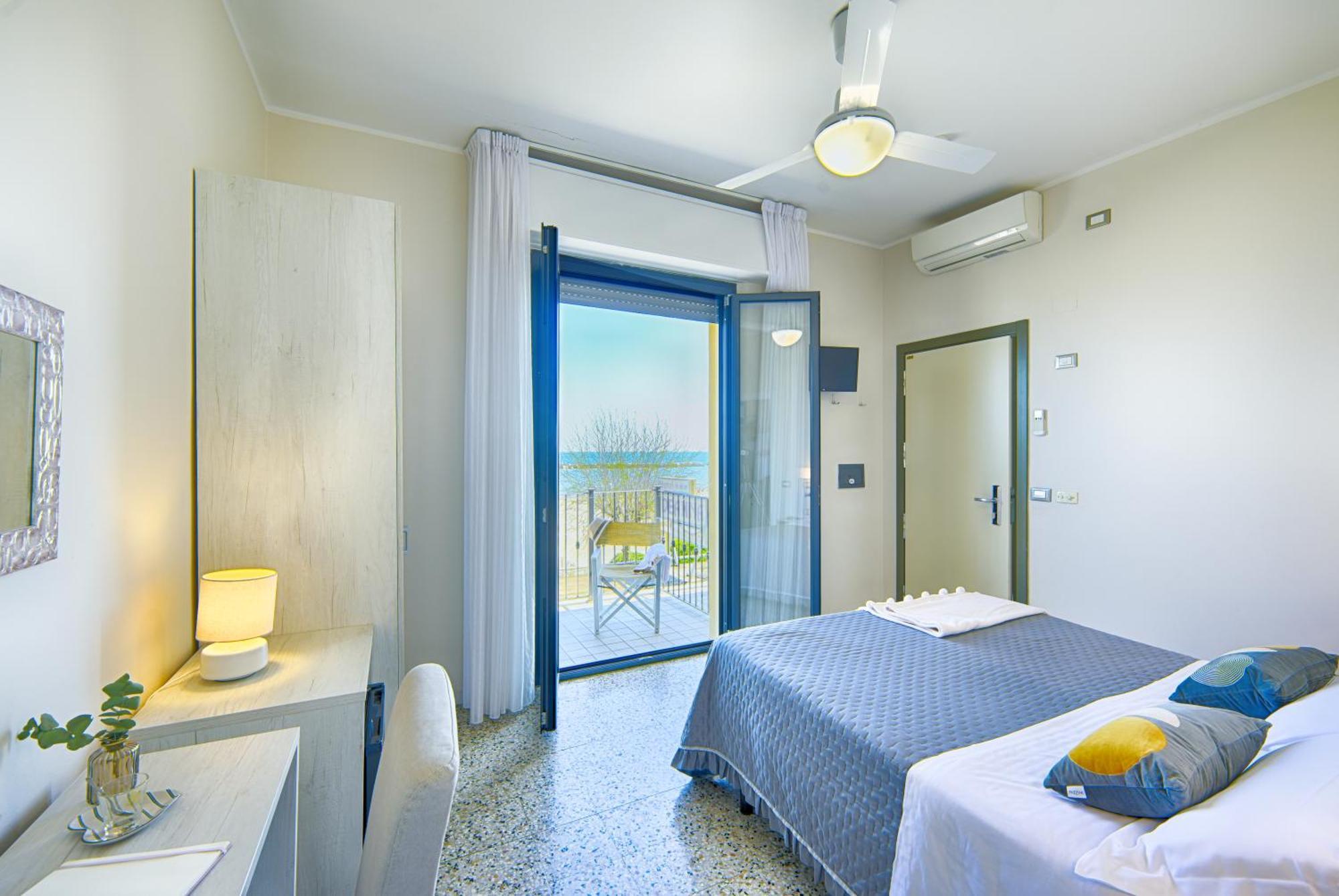 Hotel Deanna Bellaria-Igea Marina Exterior foto