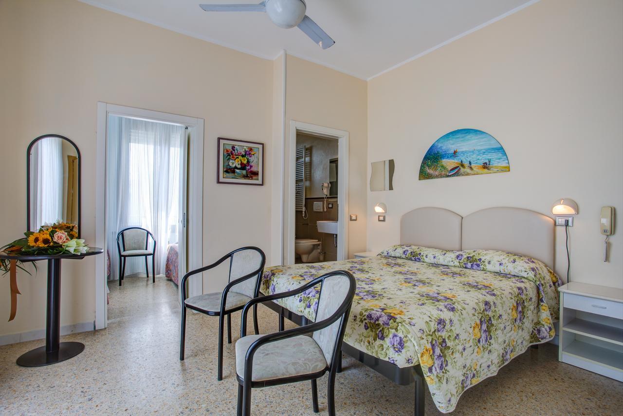 Hotel Deanna Bellaria-Igea Marina Exterior foto