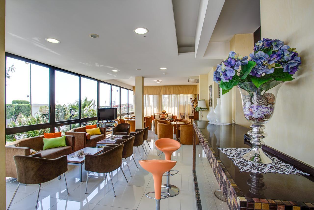 Hotel Deanna Bellaria-Igea Marina Exterior foto